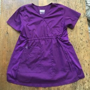 Wonder Wink Maternity scrub top